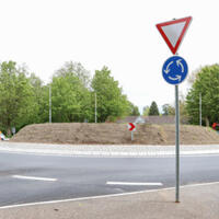 Foto 1 von 1 aus der Galerie zum Filmpost-Artikel Der neue Kreisverkehr Südstraße ist für den Verkehr freigegeben vom 22.05.2021