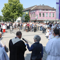 Foto 7 von 14 aus der Galerie zum Filmpost-Artikel Eine Prozession für ganz Eschweiler: Fronleichnamsfeier im Zentrum vom 08.06.2023